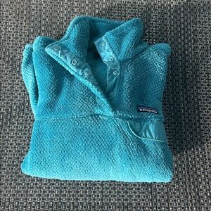 Patagonia Turquoise Snap-T Fleece
